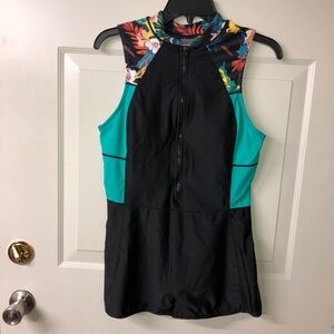 Ecuppa EUC 1pc Sleeveless Zip Up Boyshort Rashguard Swim/Surf Wear sz L